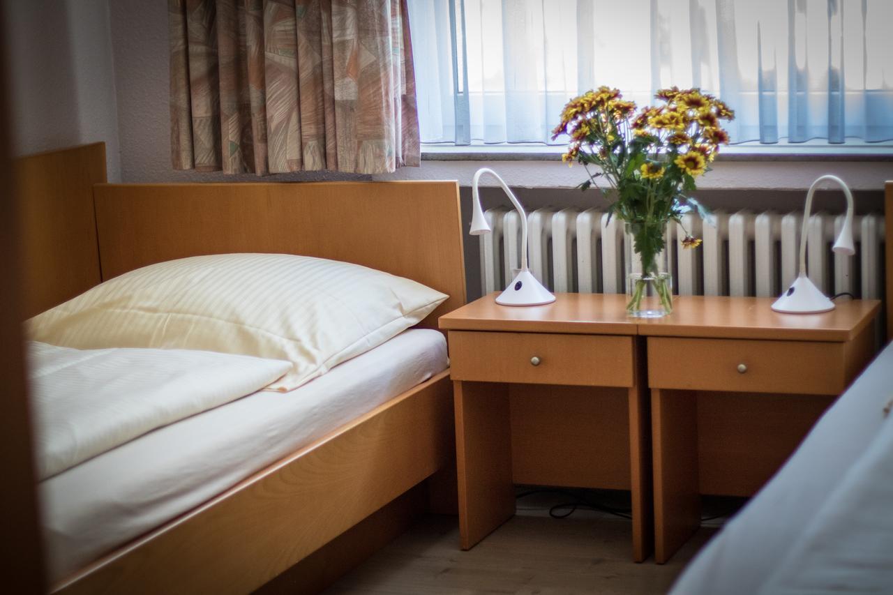 Hotel Alscher Леверкузен Екстериор снимка